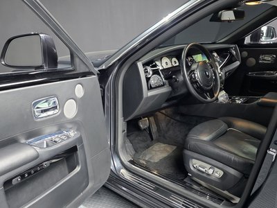 ROLLS-ROYCE GHOST - 10