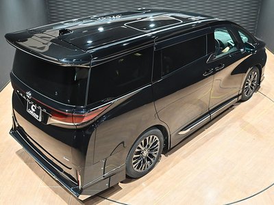 TOYOTA VELLFIRE - 8