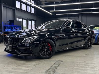 MERCEDES-BENZ C-CLASS AMG - 10