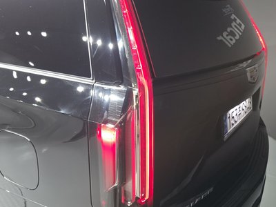 CADILLAC ESCALADE - 10