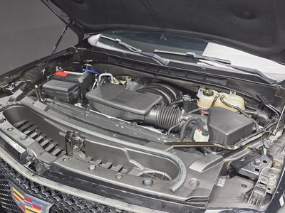 CADILLAC ESCALADE - 7