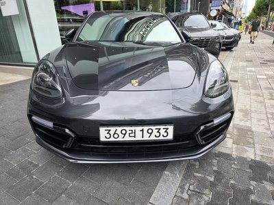 صورة 5 لـ 2020 Porsche PANAMERA