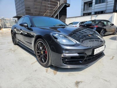 2020 Porsche PANAMERA thumbnail 13