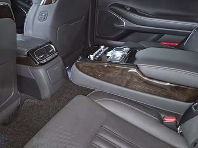 2020 Genesis G90 缩略图 15