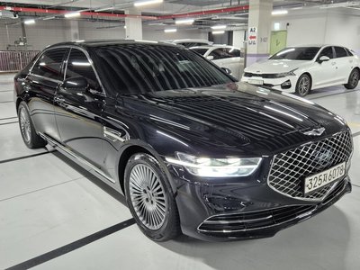 2020 Genesis G90 — фото 1