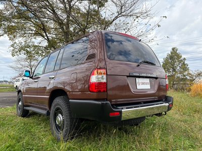 TOYOTA LAND CRUISER 100 - 3