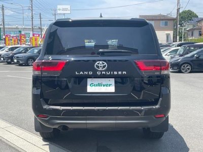 صورة مصغرة 31 لـ 2023 Toyota LAND CRUISER 300