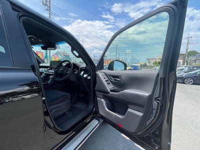صورة مصغرة 15 لـ 2023 Toyota LAND CRUISER 300
