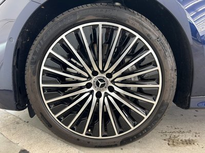 MERCEDES-BENZ E-CLASS - 5