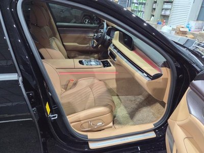 صورة 9 لـ 2025 GENESIS G90 (RS4)