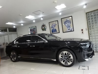 BMW 7 SERIES - 7