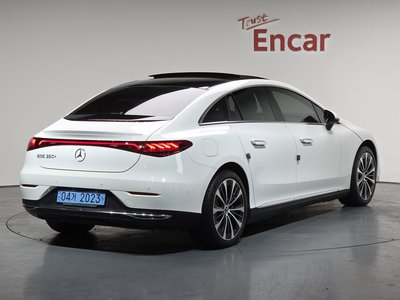 MERCEDES-BENZ EQE - 2