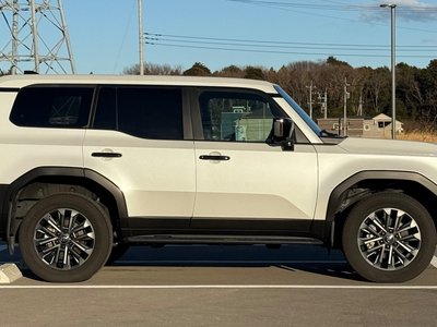 TOYOTA LAND CRUISER 250 - 3