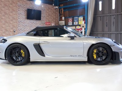 2025 Porsche 718 SPYDER — миниатюра 24