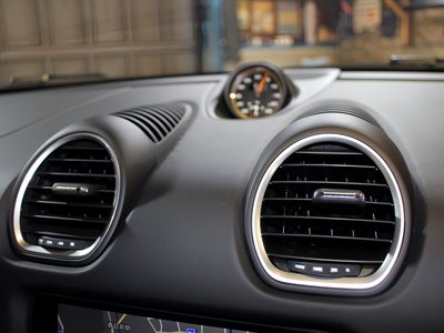 2025 Porsche 718 SPYDER — миниатюра 43