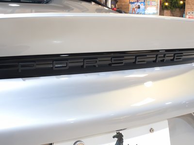 2025 Porsche 718 SPYDER — миниатюра 32