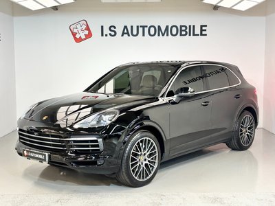 PORSCHE CAYENNE - 1