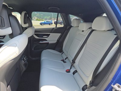 2025 Mercedes-BENZ GLC — миниатюра 23