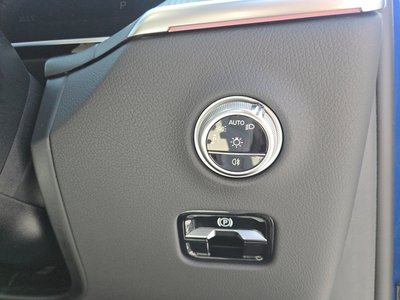 2025 Mercedes-BENZ GLC — миниатюра 16