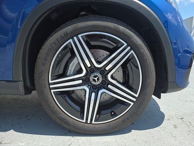2025 Mercedes-BENZ GLC — миниатюра 38