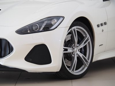 MASERATI GRANTURISMO - 6