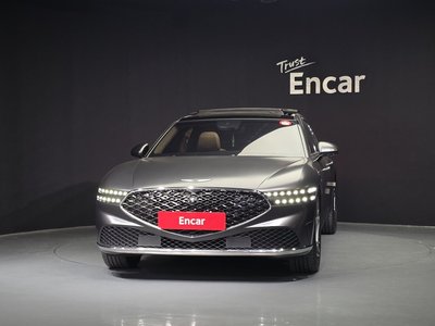 2022 Genesis G90 (RS4) photo 2