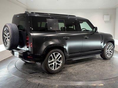 LAND ROVER DEFENDER - 7