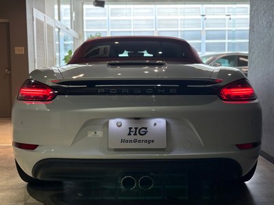 صورة 8 لـ 2018 Porsche 718