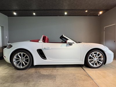 صورة 3 لـ 2018 Porsche 718