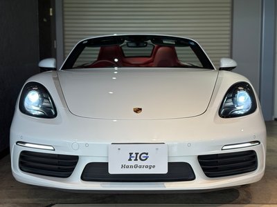 2018 Porsche 718 thumbnail 15