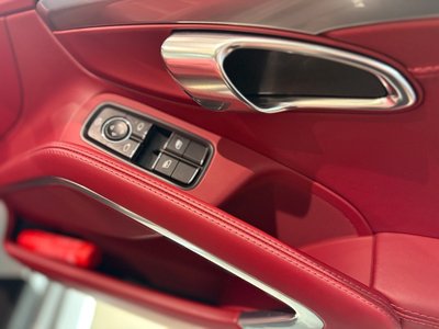 2018 Porsche 718 thumbnail 50