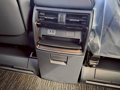 صورة مصغرة 46 لـ 2025 Toyota ALPHARD