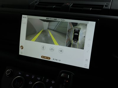 LAND ROVER DEFENDER - 10