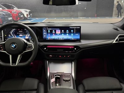 2026 BMW 4 SERIES photo 4