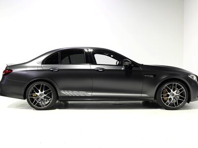 MERCEDES-BENZ E-CLASS AMG - 7