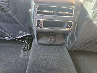 2026 Genesis GV70 缩略图 16