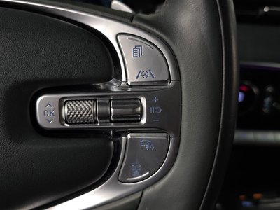 2021 Genesis GV70 thumbnail 15