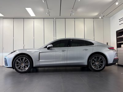 PORSCHE PANAMERA - 7