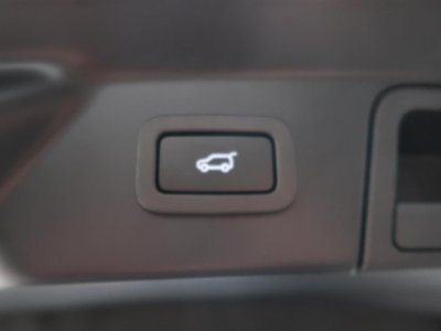 LAND ROVER RANGE ROVER VELAR - 10