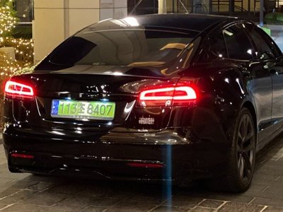 2024 Tesla MODEL S photo 3