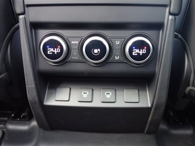 2025 LAND Rover DEFENDER 缩略图 33