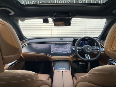 MERCEDES-BENZ E-CLASS - 3