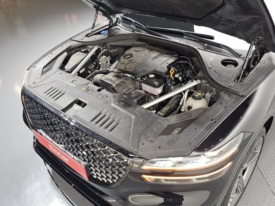 صورة 7 لـ 2021 Genesis GV70
