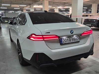 BMW 5 SERIES - 3