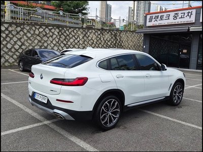 2025 BMW X4 — фото 4