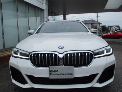 صورة 7 لـ 2024 BMW 5 SERIES TOURING