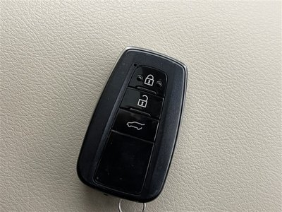 2022 Toyota LAND CRUISER PRADO 缩略图 28
