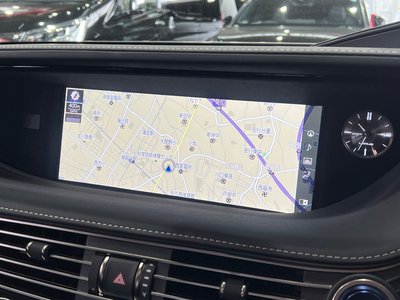 2018 Lexus LS — миниатюра 38