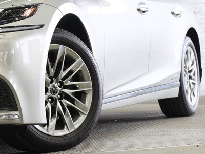 2018 Lexus LS — миниатюра 20