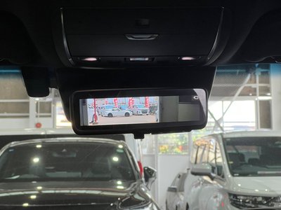 2018 Lexus LS — миниатюра 31